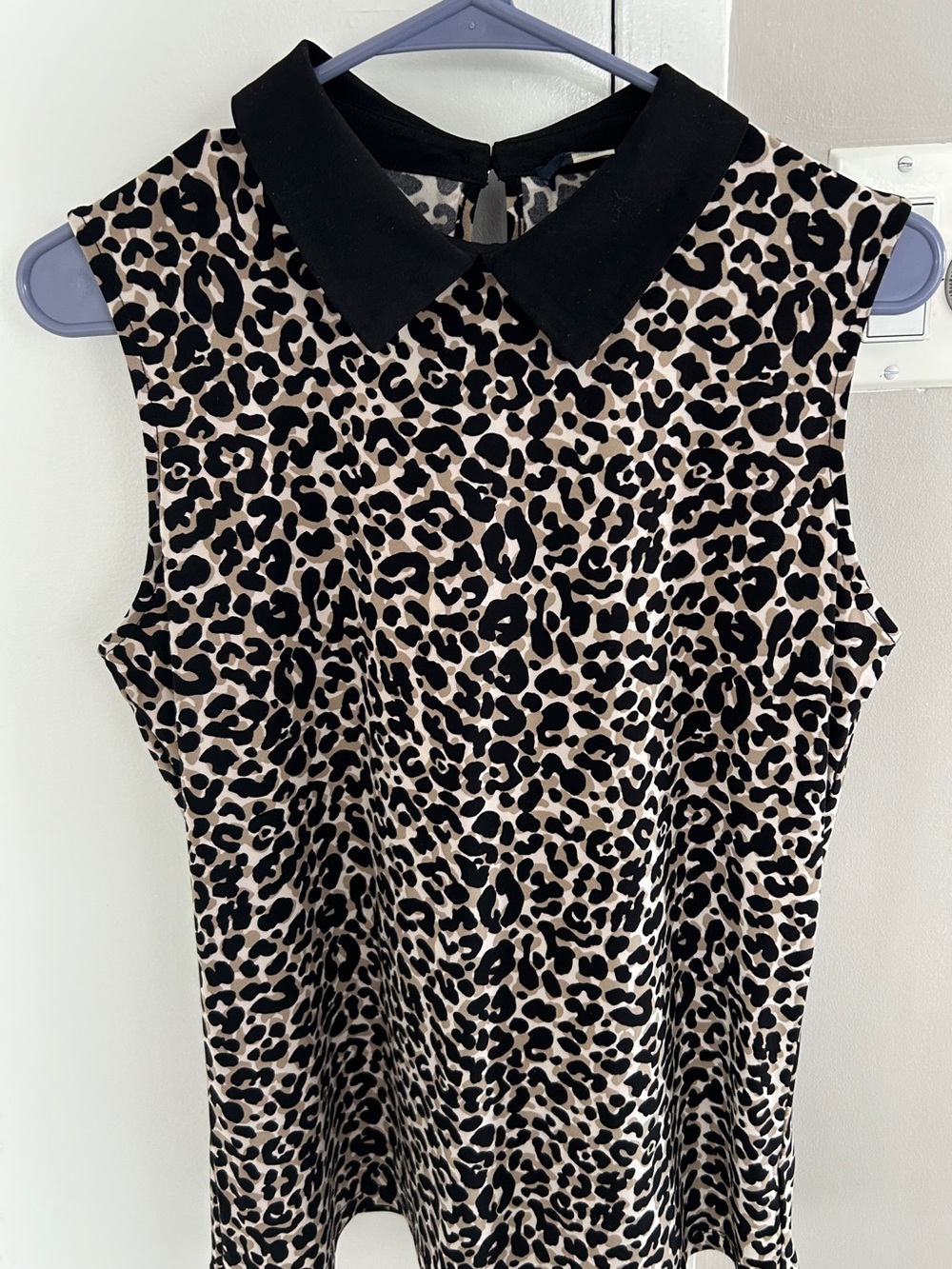 NWOT Tommy Hilfiger leopard top